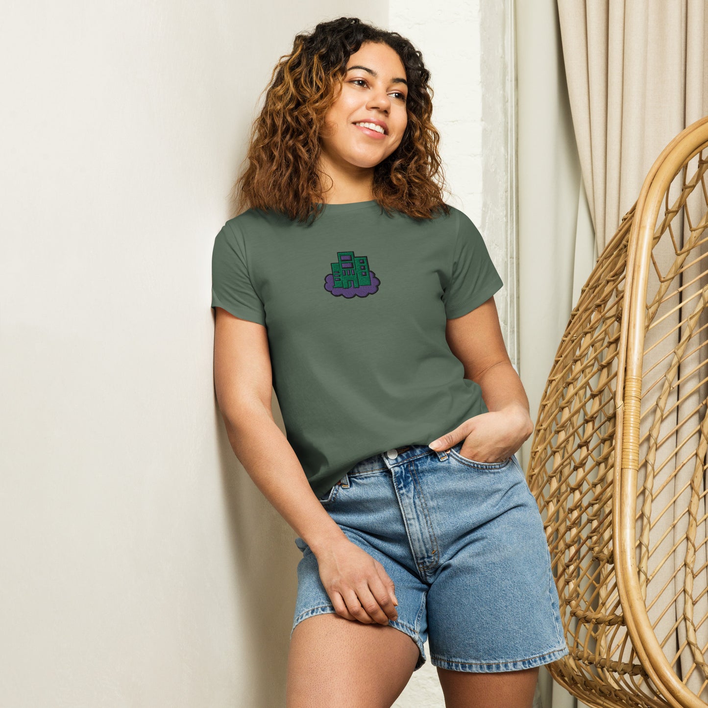 Building Dreams Women’s high-waisted t-shirt